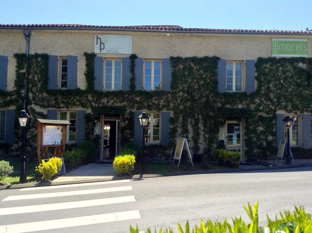 L'Hôtel du Périgord Aubeterre-sur-Dronne Esterno foto